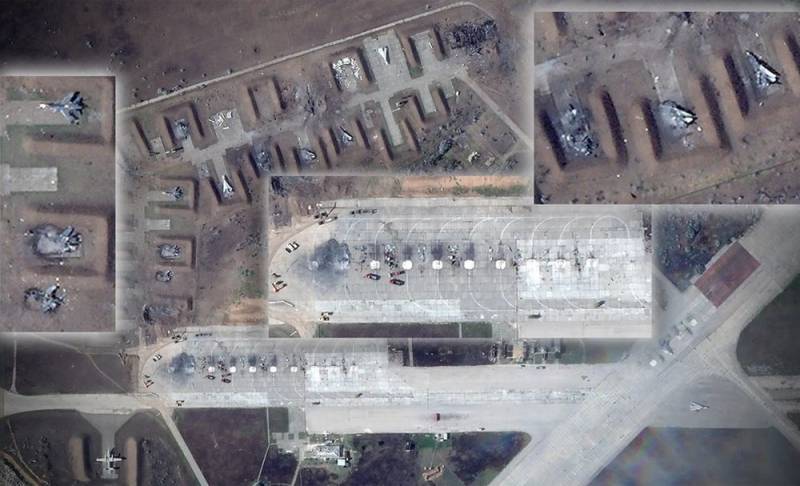 В США опубликованы снимки крымского аэродрома «Саки» с уничтоженными самолетами0