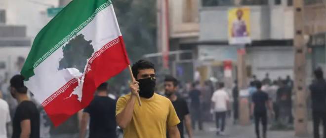 Эксперт: власть аятолл в Иране оказалась под угрозой