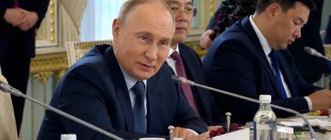 Путин заявил, что Россия специально ударила «Орешником» по украинскому сараю