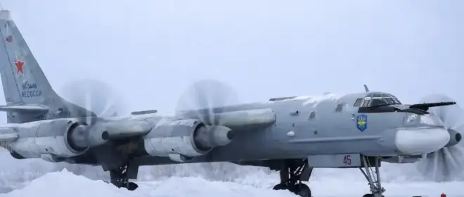 "Máy bay ném bom đang được trang bị tên lửa": Nga đang chuẩn bị một cuộc tấn công mới vào miền Tây Ukraine.