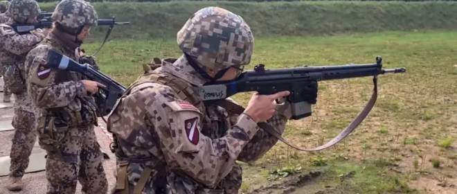 Военные НАТО на учениях в Латвии героически отразили атаку армии несуществующей страны