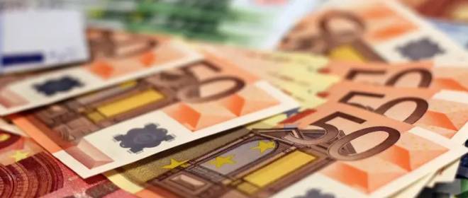 Деньги даже не покинули Европу: Брюссель перевел 1,5 миллиарда евро на Украину