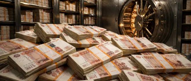 Дорогой рубль: экономика РФ испытывает стагнацию на грани рецессии