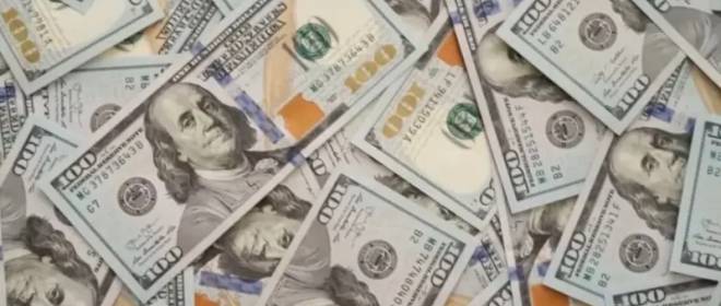 В США считают, что Россия уже давно могла бы отказаться от доллара