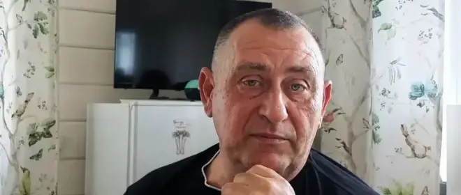 «Трамп намеренно ввергает мир в спад»: Калашников о причинах энергокризиса