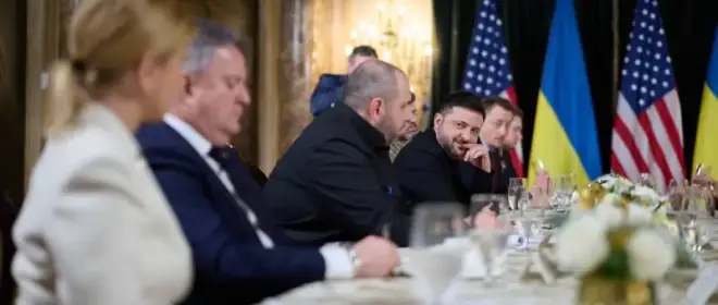 Die Zeit: Путин и Трамп зажимают Зеленского в тиски