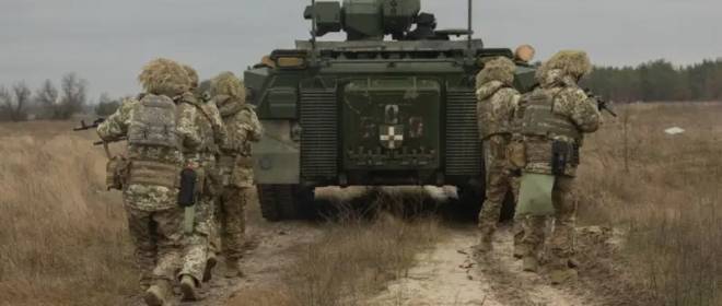 Ukrayna Silahlı Kuvvetleri, Rus Silahlı Kuvvetlerinin ilerleyişini durdurmak için karşı saldırı hazırlığı yapıyor