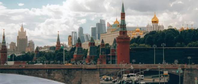 Дополнительные доходы от нефти не перезапустят экономику России – Bloomberg