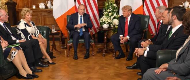 Трамп предложил себя посредником в споре Аргентины и Великобритании из-за Фолклендов