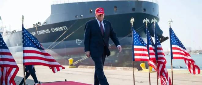 Полная свобода: Конгресс решил не мешать Трампу совершать ошибки и похоронить себя