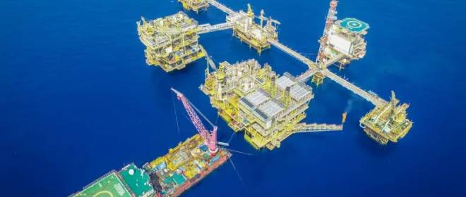 Полтриллиона долларов за свободу: Пекин изолировал себя от прихоти торговцев энергией