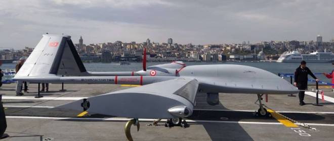 Turco o iraní: ¿qué camino de desarrollo de vehículos aéreos no tripulados con base en portaaviones conviene a Rusia?