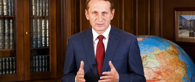 «Угрозы или торг с Москвой»: политолог объяснил, почему в РФ прилетел именно шеф ЦРУ
