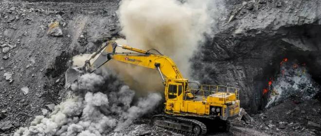 Кто из россиян стал лидером и аутсайдером по уровню зарплаты в 2025 году