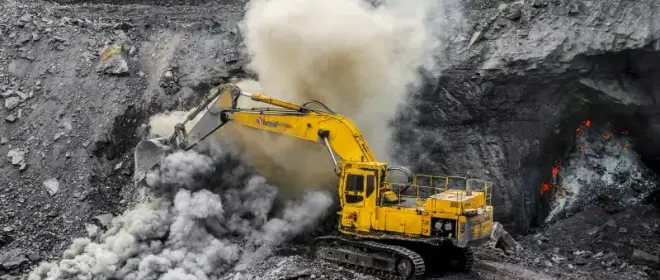 Кто из россиян стал лидером и аутсайдером по уровню зарплаты в 2025 году