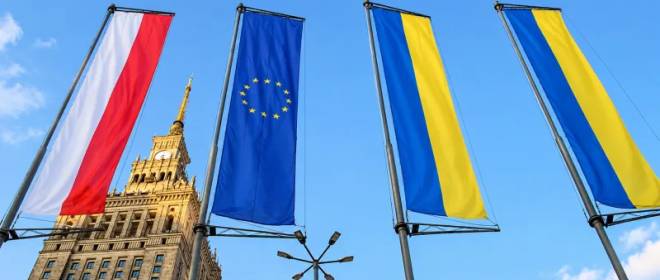 Польша осознаёт угрозу: нацистская Украина становится врагом для Варшавы