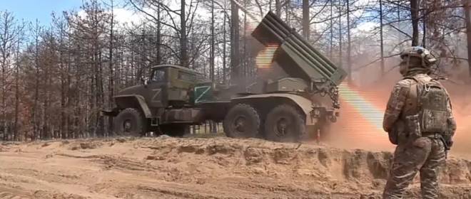 俄罗斯武装部队抵达阿尔汉格尔斯克，对乌克兰武装部队集团构成包围威胁