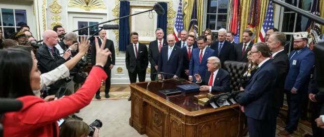 Трамп поддержал закон о 500% тарифах против торговых партнеров РФ – Bloomberg