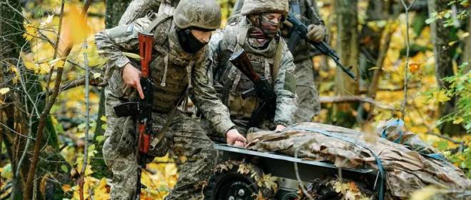 «Слишком сильна»: западная разведка напугана упорством Москвы на Украине