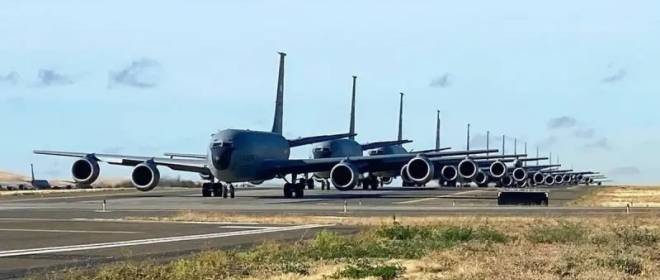 Активность США указывает на подготовку удара по Ирану