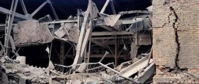 «Взрыв слышали во всех районах города»: «Искандер» нанес удар по промышленному предприятию в Сумах
