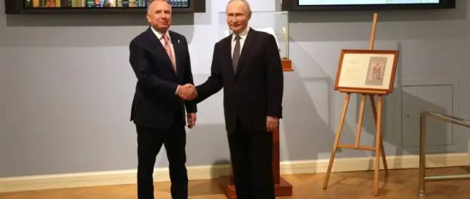 Какой гостинец везёт в Россию Стив Уиткофф