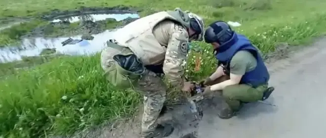 Саперы из КНДР приступили к разминированию в Курской области