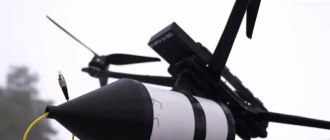 На Украине сняли на видео сброс FPV-дрона с БПЛА «Гербера»