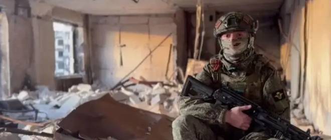 Las Fuerzas Armadas de Rusia están asaltando Krasnogorovka, pasando por alto la zona fortificada de las Fuerzas Armadas de Ucrania desde los flancos.