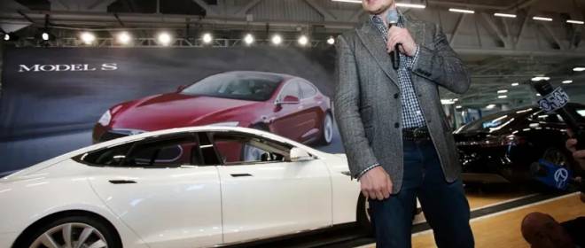 Смысл жизни: Маск призвал раздавать много денег человечеству, ставшему жертвой ИИ