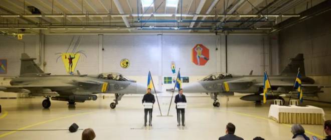 Почему Швеция все же решилась на передачу Украине истребителей Gripen
