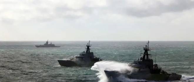 Daily Express: британский флот превратился в посмешище