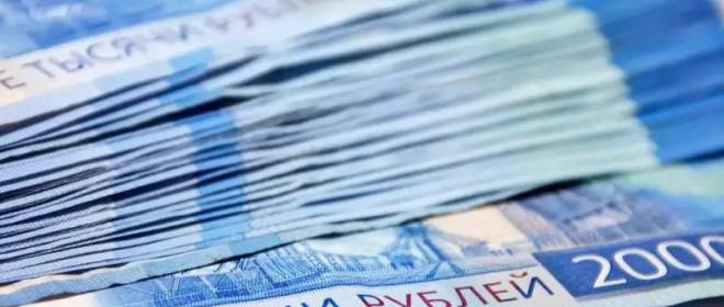 «Не бедность, а компромисс»: слабый рубль удержит экономику РФ от падения в пропасть