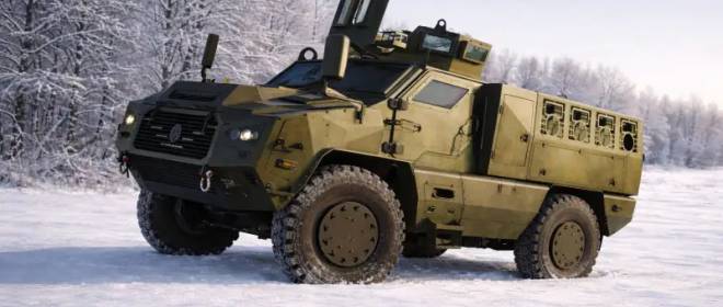 Два новых укроевропейских броневика готовятся показать себя на поле боя