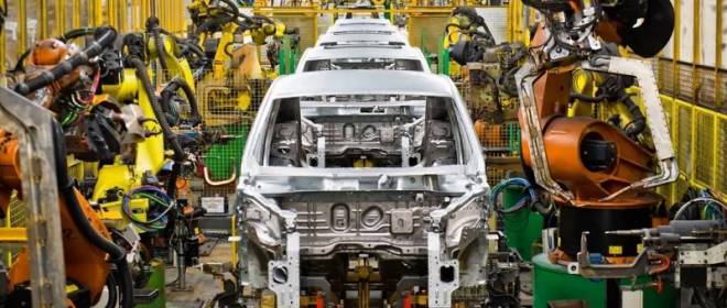 «Ставка бесперспективна»: станут ли автомобили по-настоящему доступны для граждан РФ