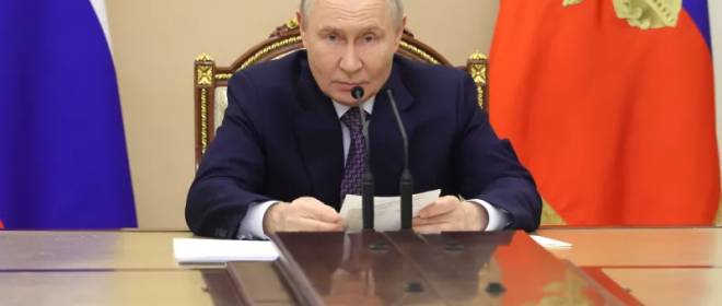 Путин рассказал Трампу об идее объявить перемирие на День Победы