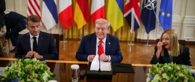 Пришли на поклон: Париж и Рим начали переговоры с Ираном об открытии Ормузского пролива