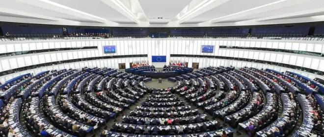 «Это объявление войны России и русскому народу»: немецкий депутат с трибуны ЕП