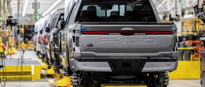 Покрыть убытки: Ford и GM заработают на Пентагоне