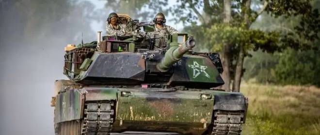 Amerikan Abrams tankları Kuzey Askeri Bölge bölgesindeki ön cepheden ayrıldı