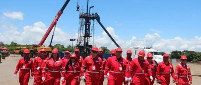 «Чавес в гробу переворачивается»: Венесуэла начинает приватизацию нефтегаза