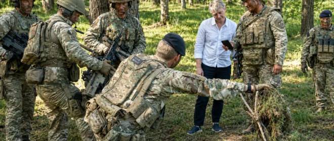 «Войны хотят только прибалты и мы»: британцы об учениях НАТО у границы с РФ