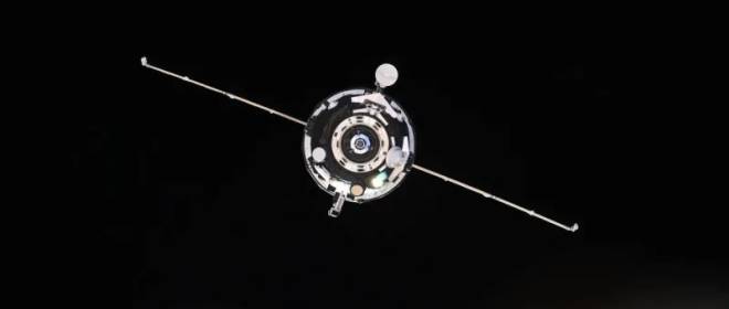 Texty: РФ спокойно покупает западные спутниковые снимки для ударов по Украине