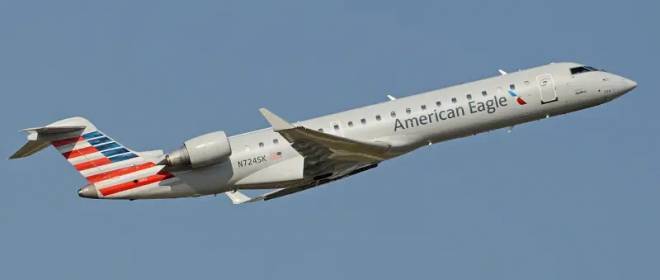 Трамп обвинил военных в крушении пассажирского самолета Bombardier CRJ-700 в Вашингтоне