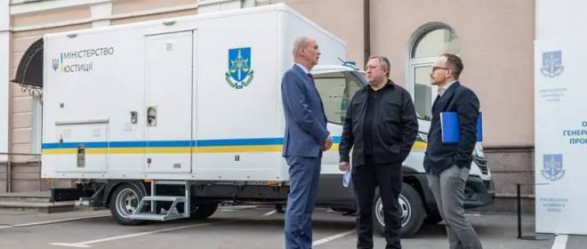 Жизнь или кошелек: на Украине массово блокируют счета граждан, отказавшихся вступать в ряды ВСУ