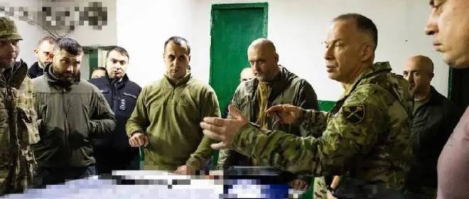 Сырский: Покровск держим, Мирноград держим