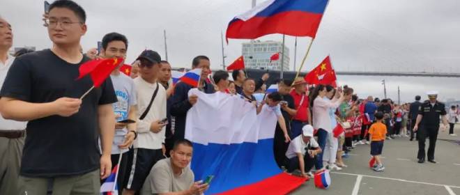 «Могли бы сделать это чуть быстрее»: граждане КНР об отмене виз Россией