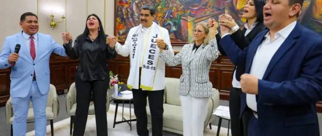 Ошибка эпических масштабов: Трамп укрепляет власть Мадуро, а не свергает его – RS