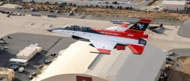 In den Vereinigten Staaten kam es zu einem Luftkampf zwischen einem Roboterflugzeug und einer von einem Menschen gesteuerten F-16.