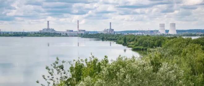 Беспилотники ВСУ атаковали атомную АЭС в Курчатове, на территории станции возник пожар